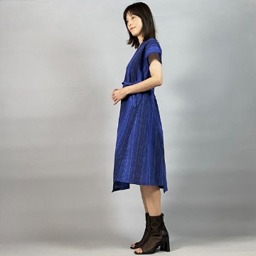 【近江ちぢみ】たすきワンピース 青縞の画像