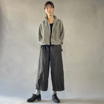 【亀田縞】ワイドショートブラウス　綿麻　グレーの縞の画像