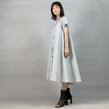 【亀田縞】シャツ襟フレアワンピース　フレンチ袖　ブルーワッシャーの画像