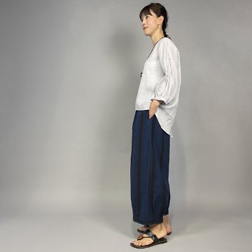 【亀田縞】ワイドタックパンツ　インディゴ変わり縞の画像