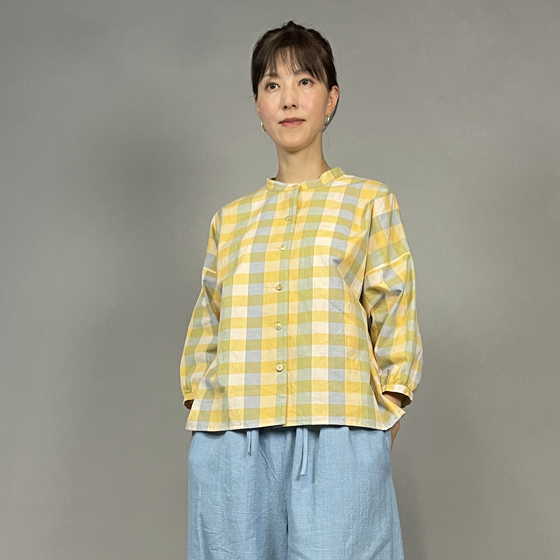 【遠州綿紬】前開きギャザー袖ブラウス　格子　檸檬の画像