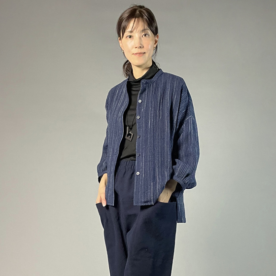 【備後絣】バルーン袖ブラウス　文人絣　紺の画像