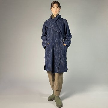 【備後絣】藍染め　フリースタイルコート　柿渋刷毛絣の画像