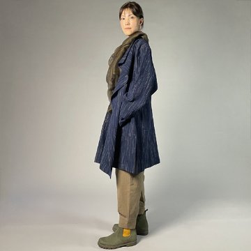 【備後絣】藍染め　フリースタイルコート　柿渋刷毛絣の画像
