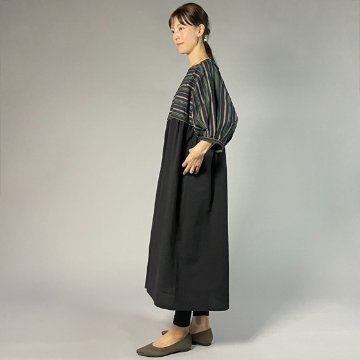 【遠州綿紬】バルーンワンピース　薫風（くんぷう）×　すみ黒無地の画像