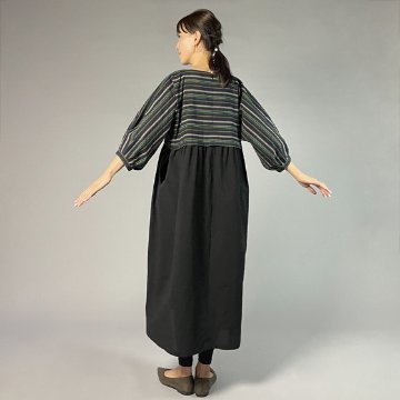 【遠州綿紬】バルーンワンピース　薫風（くんぷう）×　すみ黒無地の画像