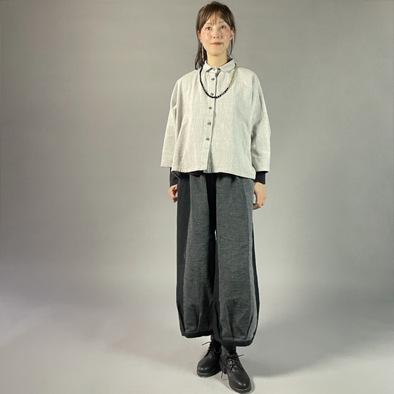 【遠州綿紬】ワイドタックパンツ　あらし4ー黒の画像