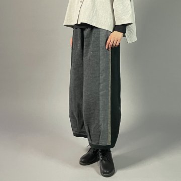 【遠州綿紬】ワイドタックパンツ　あらし4ー黒の画像