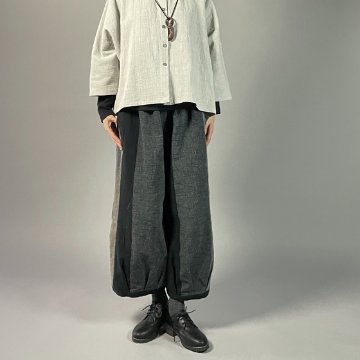 【遠州綿紬】ワイドタックパンツ　あらし4ー黒の画像
