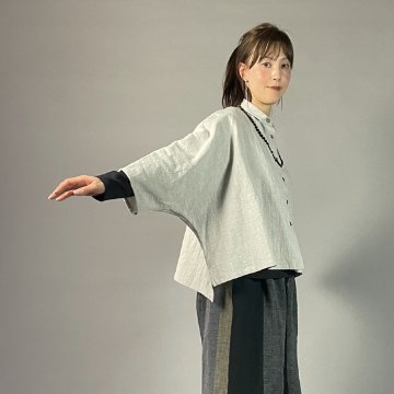 【備後絣】ワイドショートブラウス（ムササビ）　うす墨スラブの画像