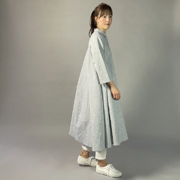 【亀田縞】シャツ襟フレアワンピース　七分袖　ワッシャーブルーグレーの画像