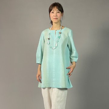 【近江ちぢみ】ノーカラーチュニック　ぼかし染め　ミントグリーン　の画像