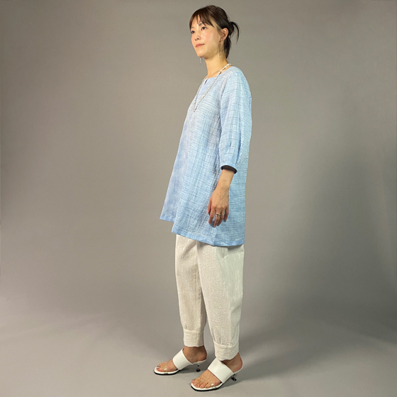 【近江ちぢみ】麻100％　ノーカラーチュニック　アイスブルーの画像