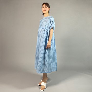 【近江ちぢみ】麻100％　半袖ワンピース　アイスブルーストライプの画像
