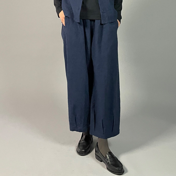 【亀田縞】ワイドタックパンツ　ワッシャー　紺無地の画像