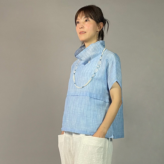 【近江ちぢみ】麻100% フレンチ袖 重ね衿　プルオーバー アイスブルーの画像