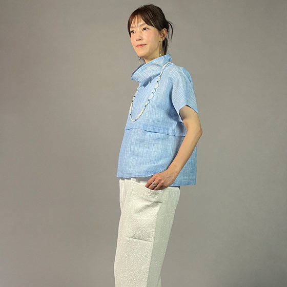 【近江ちぢみ】麻100% フレンチ袖 重ね衿　プルオーバー アイスブルーの画像