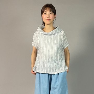 【備後絣】藍染め　オフタートルフレンチブラウス　文人絣　白の画像