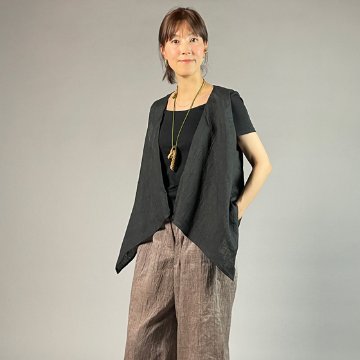 【近江ちぢみ】麻100％　フリースタイルベスト　黒の画像