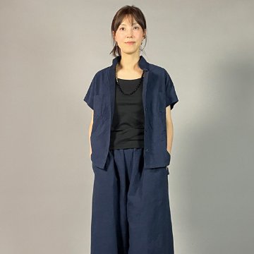 【亀田縞】フレンチ袖　前開きブラウス　ワッシャー紺の画像