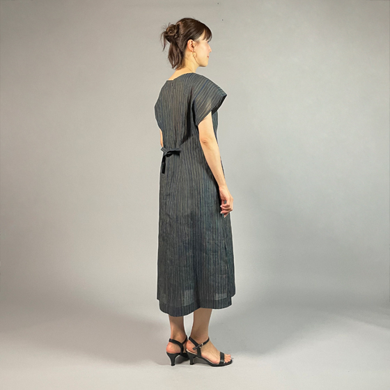 【近江ちぢみ】麻100％　フレンチスリーブワンピース　多色縞の画像