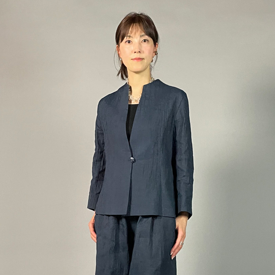  【近江ちぢみ】ノーカラージャケット　鉄紺の画像