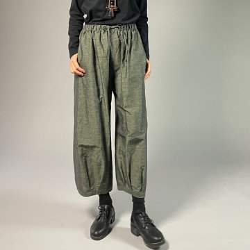 【遠州綿紬】ワイドタックパンツ　綿麻ネップ　モスグリーンの画像