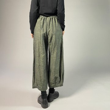 【遠州綿紬】ワイドタックパンツ　綿麻ネップ　モスグリーンの画像