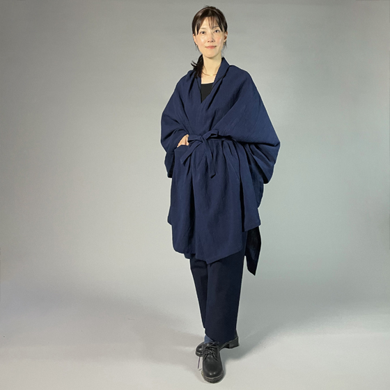 【備後絣】藍染め　インフィニティ・ケープコート　濃紺スラブの画像