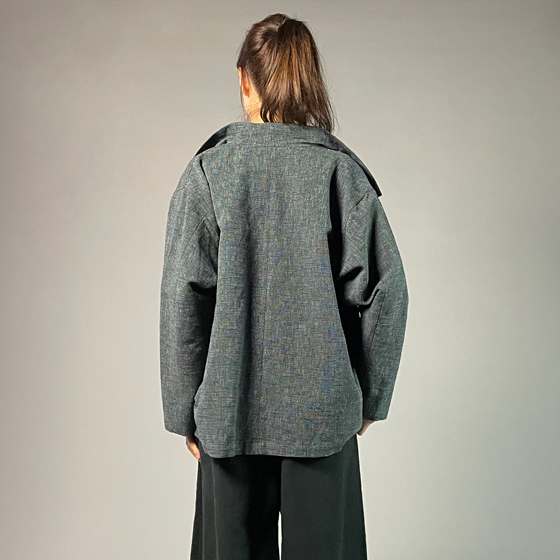 【遠州綿紬】フリースタイルショートジャケット　あらし　黒灰グレーの画像