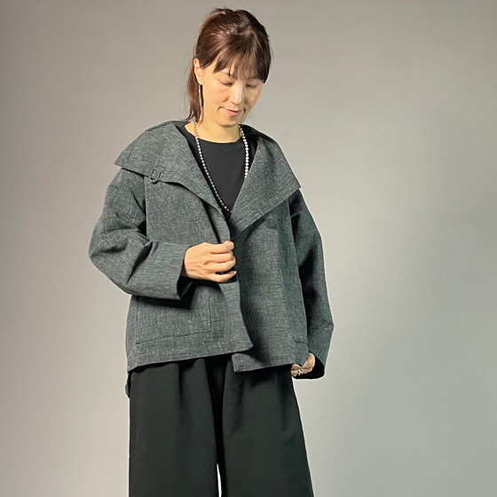 【遠州綿紬】フリースタイルショートジャケット　あらし　黒灰グレーの画像