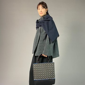 【遠州綿紬】フリースタイルショートジャケット　あらし　黒灰グレーの画像