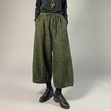 【遠州綿紬】タックワイドパンツ　あらし　無地　草色の画像