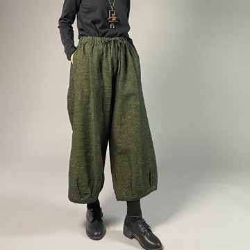 【遠州綿紬】タックワイドパンツ　あらし　無地　草色の画像