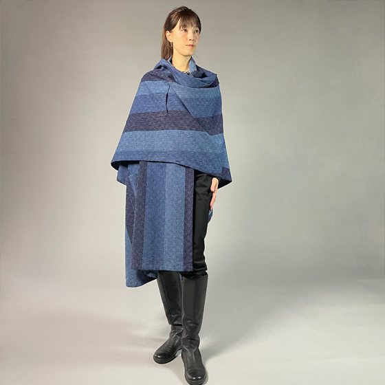 【遠州木綿】藍染め  インフィニティ・ケープコート  カツオ縞刺し織りーＢ生地の画像