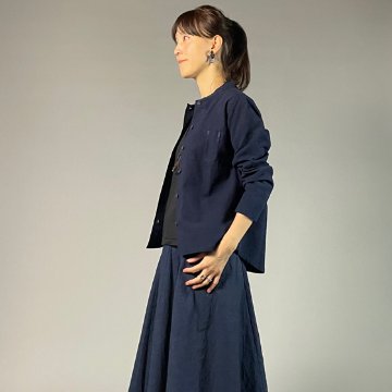 【備後絣】藍染め　スタンドカラー　ペンポケットブラウス　濃紺　無地の画像