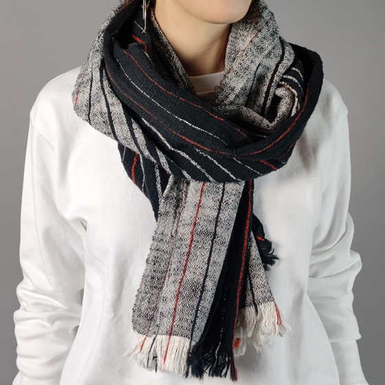 【遠州木綿】綿ショール 滝縞  黒白の画像