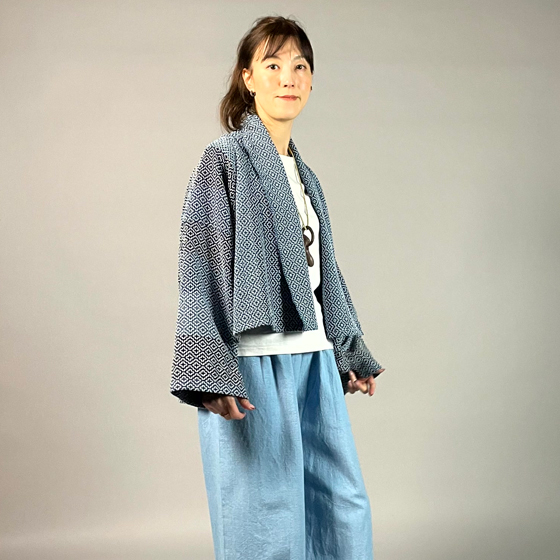 【遠州木綿】藍染め　羽織ショートジャケット　刺し子かつお縞ベースの画像