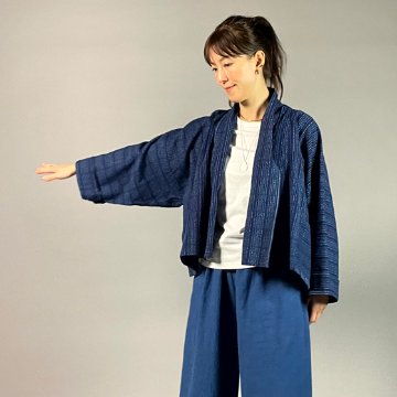 【遠州木綿】藍染め　羽織ショートジャケット　刺し子風縞柄　紺の画像