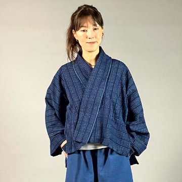 【遠州木綿】藍染め　羽織ショートジャケット　刺し子風縞柄　紺の画像