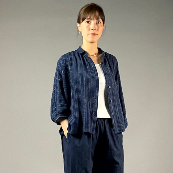 【備後絣】前開きムササビブラウス　文人絣　紺の画像