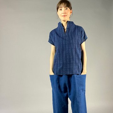 【遠州木綿】藍染め　スキッパーフレンチ袖　刺し子風の画像