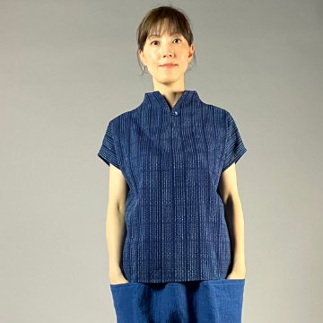 【遠州木綿】藍染め　スキッパーフレンチ袖　刺し子風の画像