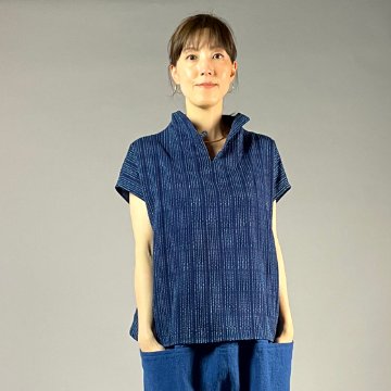 【遠州木綿】藍染め　スキッパーフレンチ袖　刺し子風の画像