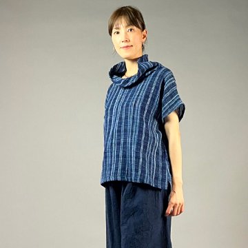 【遠州木綿】藍染め　フレンチオフタートルブラウス　ソフト格子の画像