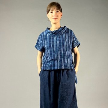 【遠州木綿】藍染め　フレンチオフタートルブラウス　ソフト格子の画像