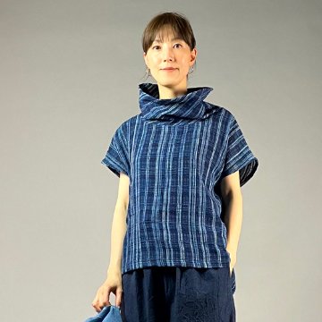 【遠州木綿】藍染め　フレンチオフタートルブラウス　ソフト格子の画像