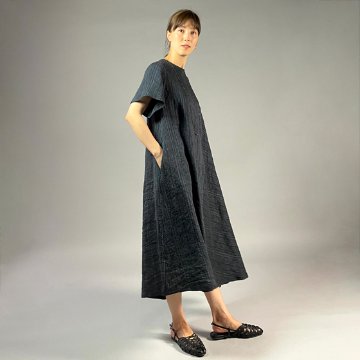 【遠州織物】麻100％  三角フレアワンピース　黒グレー縞の画像
