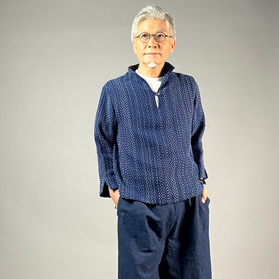 【遠州木綿】藍染め　刺し子織り　スキッパー　男女兼用　の画像