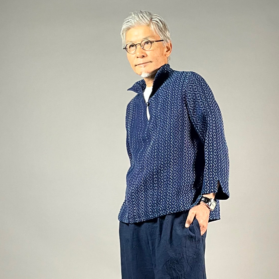 【遠州木綿】藍染め　刺し子織り　スキッパー　男女兼用　の画像
